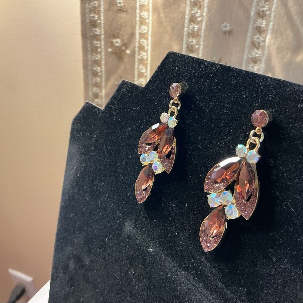 Elegant Gold and Pink Crystal Drop Earrings in Goldtone - Picture 6 of 7